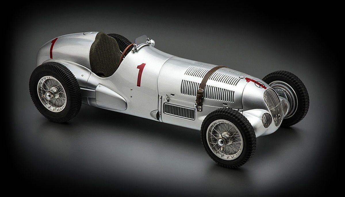 Модель автомобиля Mercedes W125 GP Donington 1937 #1 Caracciola Limited  Edition 1000 pcs. купить в Мастерской Золотых Подарков