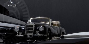 Модель автомобиля MERCEDES 300 C ADENAUER